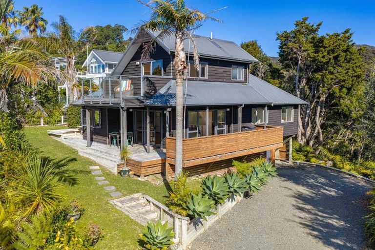 Photo of property in 8 Hector Lang Drive, Langs Beach, Waipu, 0582