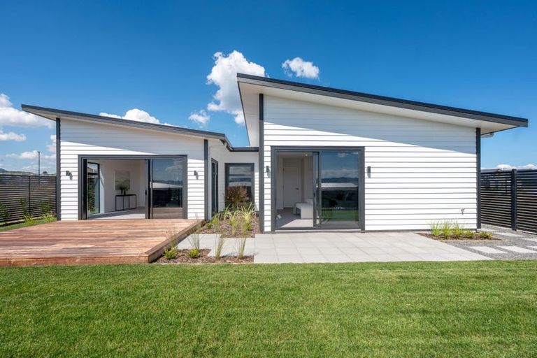 Photo of property in 6 Uta Lane, Wharewaka, Taupo, 3330