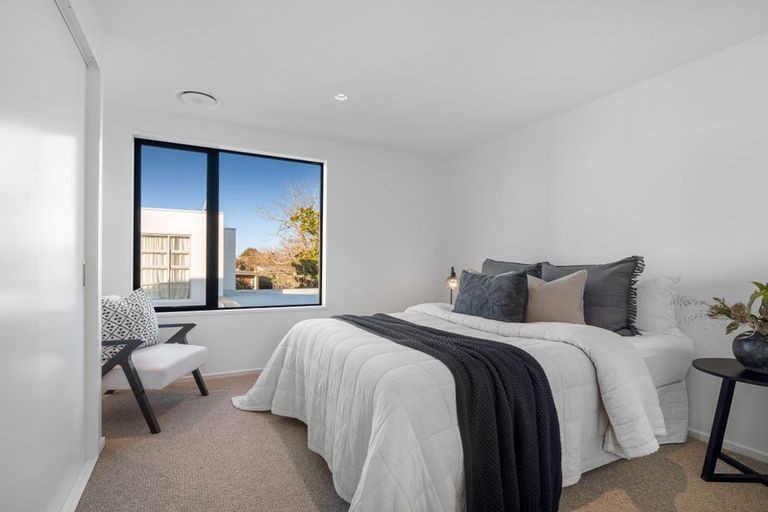 Photo of property in 70a Wai-iti Terrace, Bryndwr, Christchurch, 8052