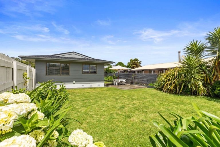 Photo of property in 406a Ngatai Road, Bellevue, Tauranga, 3110