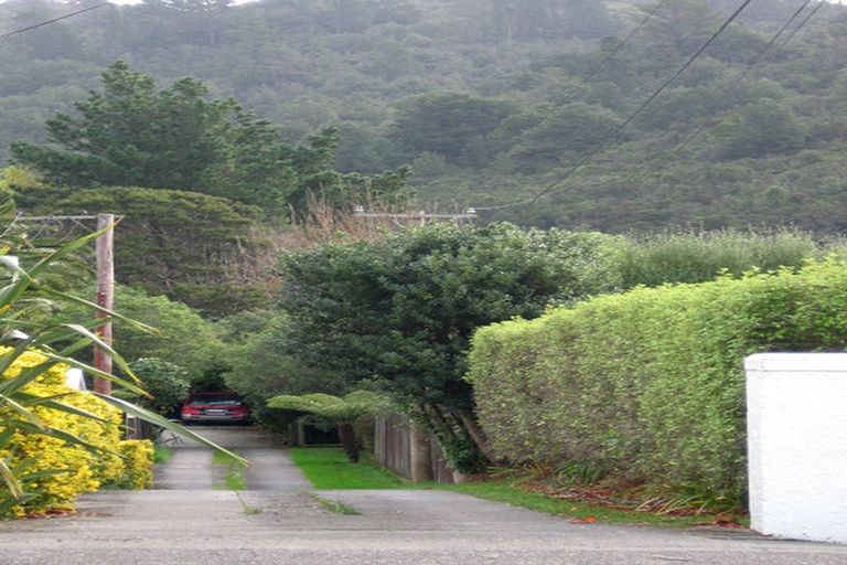 Photo of property in 410 Stokes Valley Road, Stokes Valley, Lower Hutt, 5019