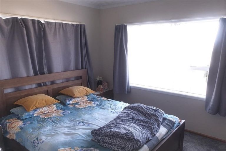 Photo of property in 47b Churchill Avenue, Manurewa, Auckland, 2102