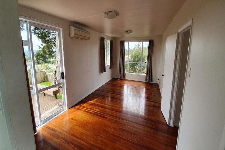 Photo of property in 2 Lake Ora Road, Te Kamo, Whangarei, 0112