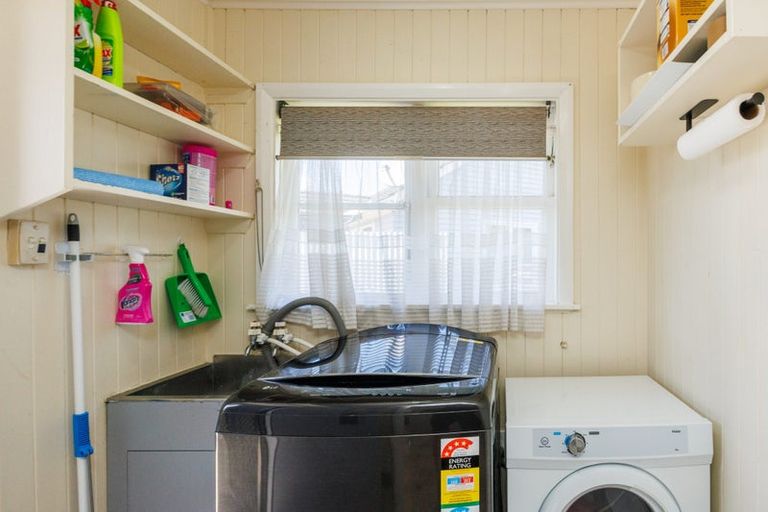 Photo of property in 15 Upham Terrace, Roslyn, Palmerston North, 4414