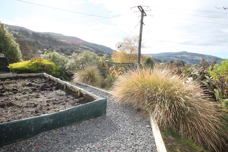 Photo of property in 6 Kohu Place, Halfway Bush, Dunedin, 9010