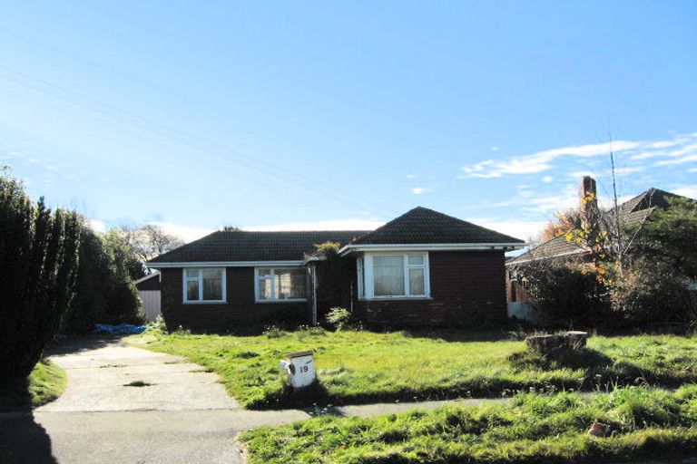 Photo of property in 19 Willryan Avenue, New Brighton, Christchurch, 8083