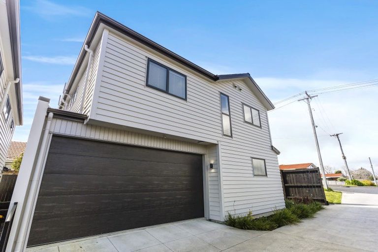 Photo of property in 29a Patons Road, Howick, Auckland, 2014