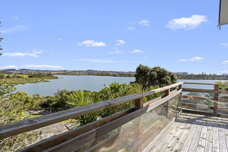 Photo of property in 53a Moffat Road, Red Beach, 0932