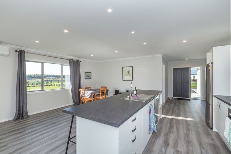 Photo of property in 41 Kanuka Drive, Waitarere, Levin, 5510