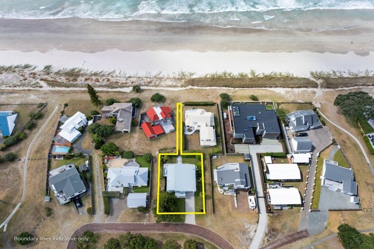 Photo of property in 28 Champion Place, Pauanui, Hikuai, 3579