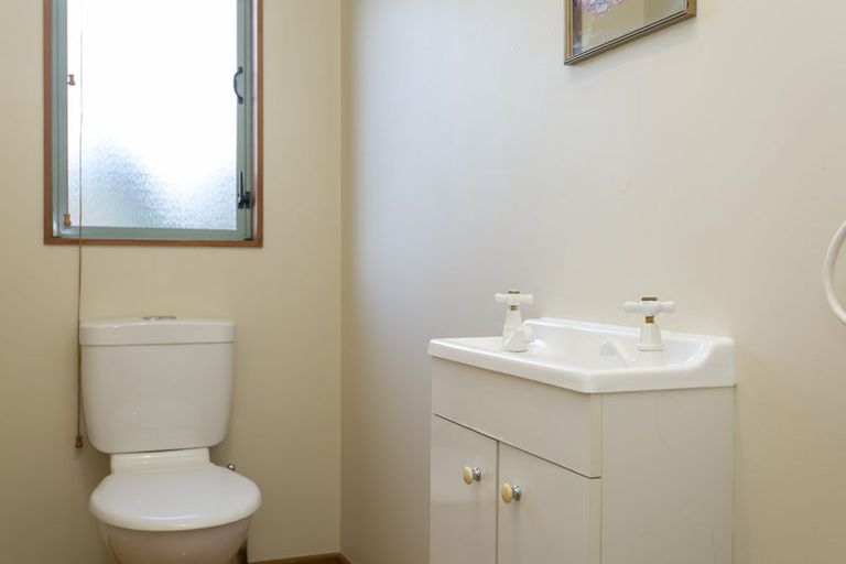 Photo of property in 55 Taharepa Road, Hilltop, Taupo, 3330