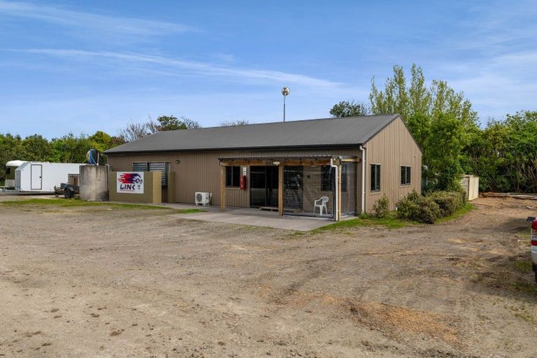 Photo of property in 50a Richmond Road, Brixton, New Plymouth, 4373