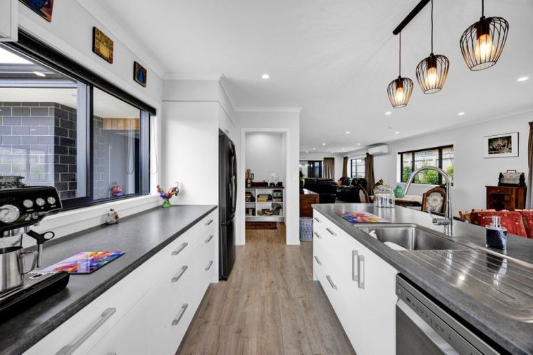 Photo of property in 4 Bianca Crescent, Stratford, 4332