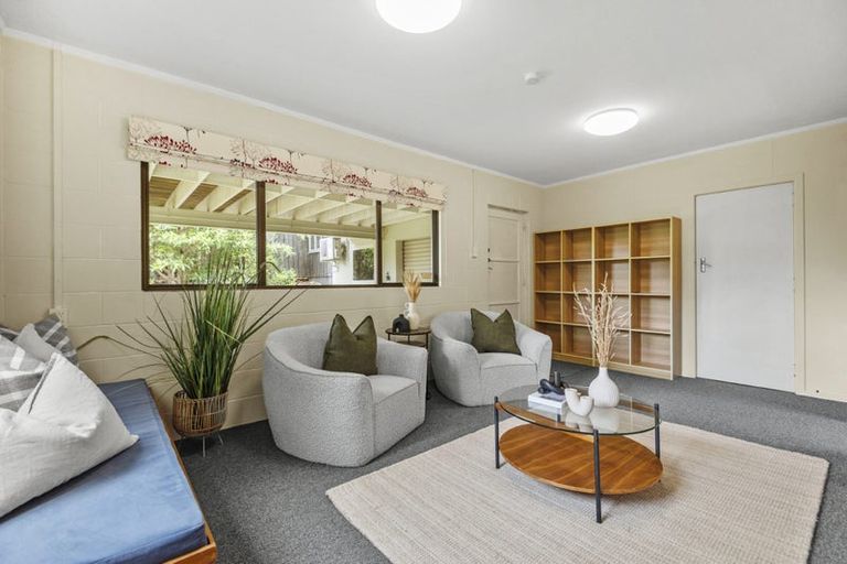 Photo of property in 8 Kauri Road, Birkenhead, Auckland, 0626