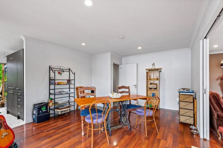 Photo of property in 55b Sheridan Drive, New Lynn, Auckland, 0600