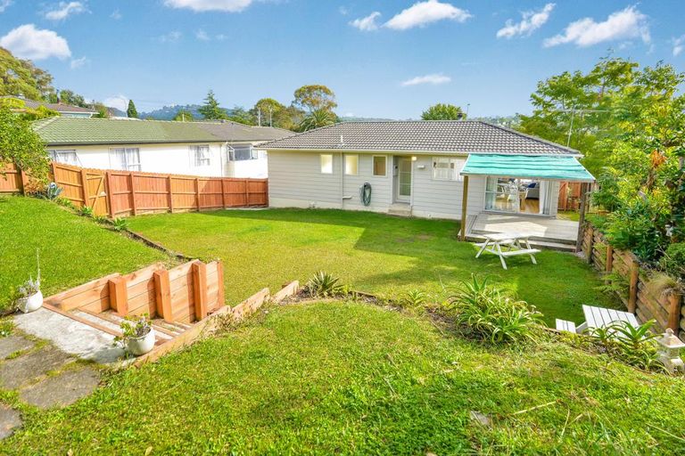 Photo of property in 66 Captain Scott Road, Glen Eden, Auckland, 0602