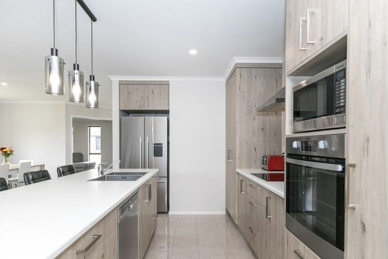 Photo of property in 240 Dixon Road, Fitzroy, Hamilton, 3206