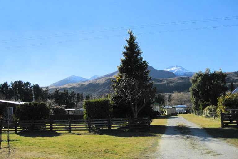 Photo of property in 44 Argyle Place, Glenorchy, 9372