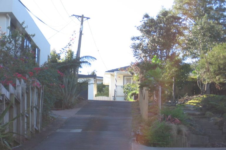 Photo of property in 31 Hythe Terrace, Mairangi Bay, Auckland, 0630