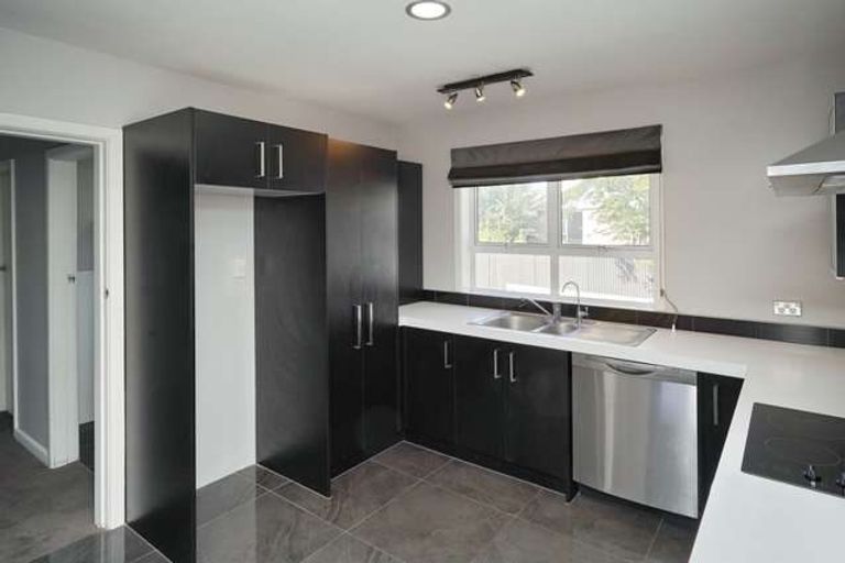 Photo of property in 62 Boston Avenue, Hornby, Christchurch, 8042