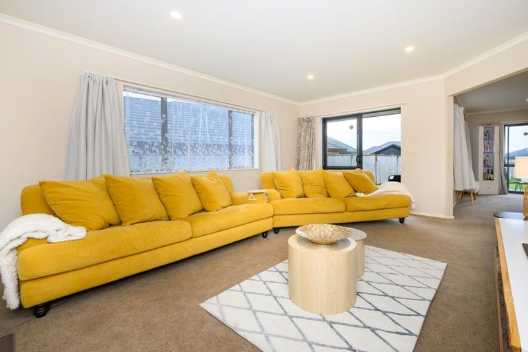 Photo of property in 161 Pacific Drive, Fitzherbert, Palmerston North, 4410