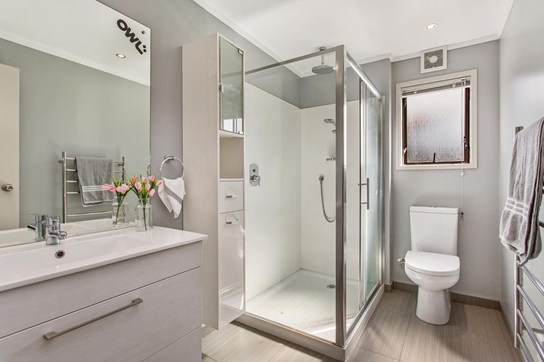 Photo of property in 23 Barberton Terrace, Red Hill, Papakura, 2110