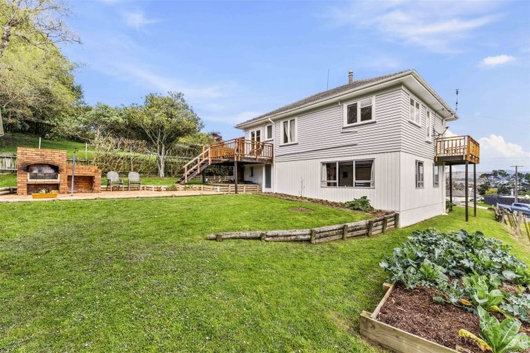 Photo of property in 7 Chamberlain Road, Massey, Auckland, 0614