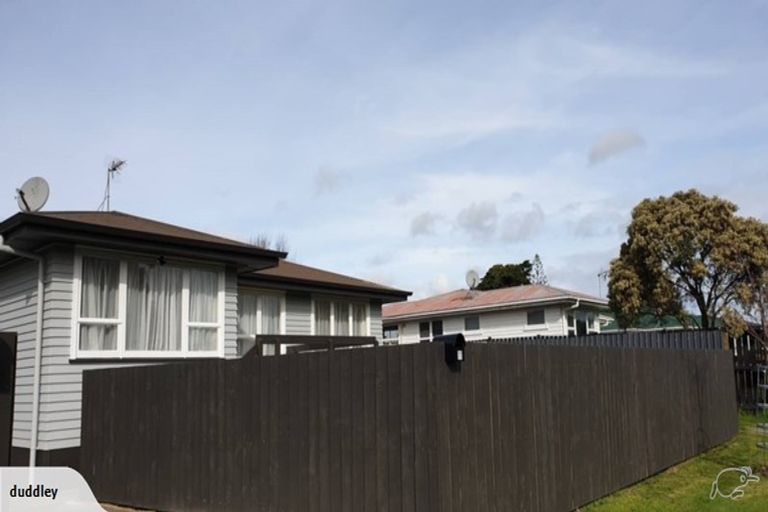 Photo of property in 11 Kambalda Street, Mangere Bridge, Auckland, 2022