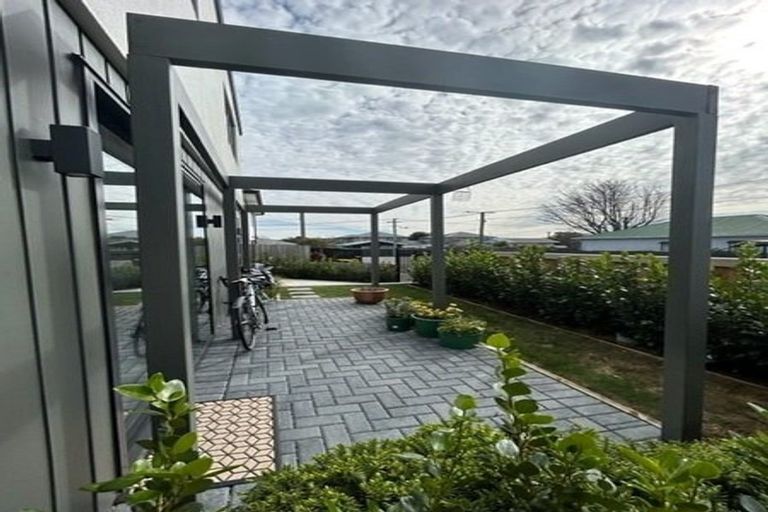 Photo of property in 1/4 Gibbon Street, Sydenham, Christchurch, 8023