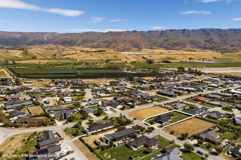 Photo of property in 3 De Bettencor Place, Mount Pisa, Cromwell, 9383