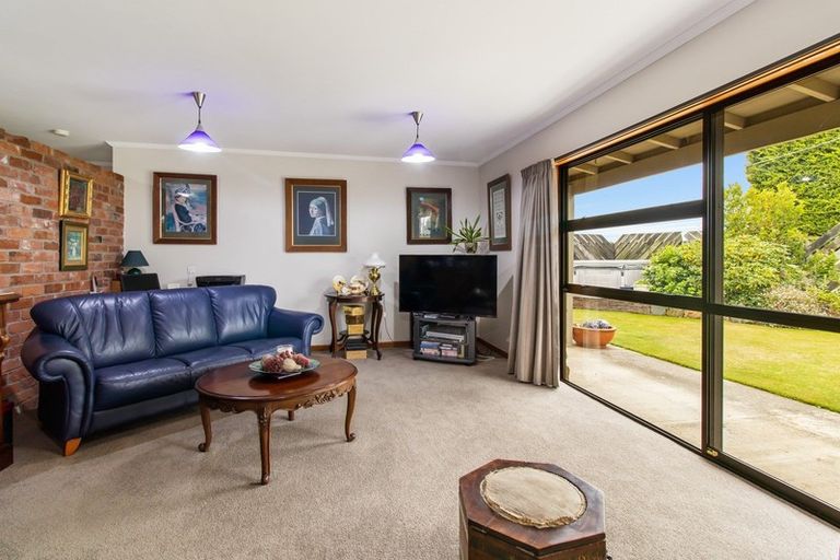 Photo of property in 8 Thackeray Street, Saint Andrews, 7988