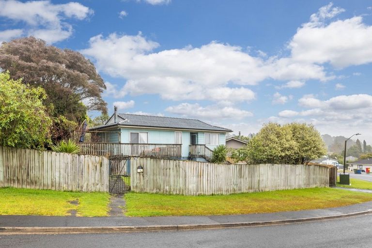 Photo of property in 10 Kellett Road, Ranui, Auckland, 0612