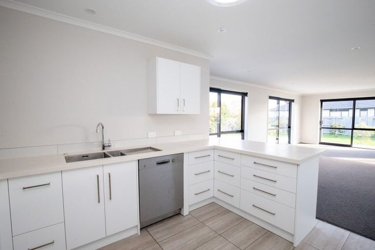 Photo of property in 19 Costello Drive, Ngatea, 3503