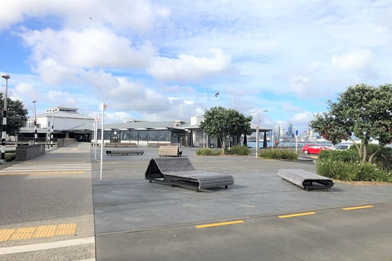 Photo of property in 7 Queens Parade, Devonport, Auckland, 0624