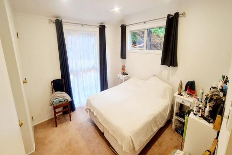 Photo of property in 24c Chatsworth Road, Silverstream, Upper Hutt, 5019