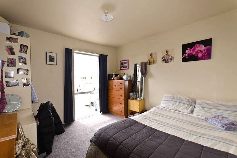 Photo of property in 105a Elizabeth Street, Riccarton, Christchurch, 8041