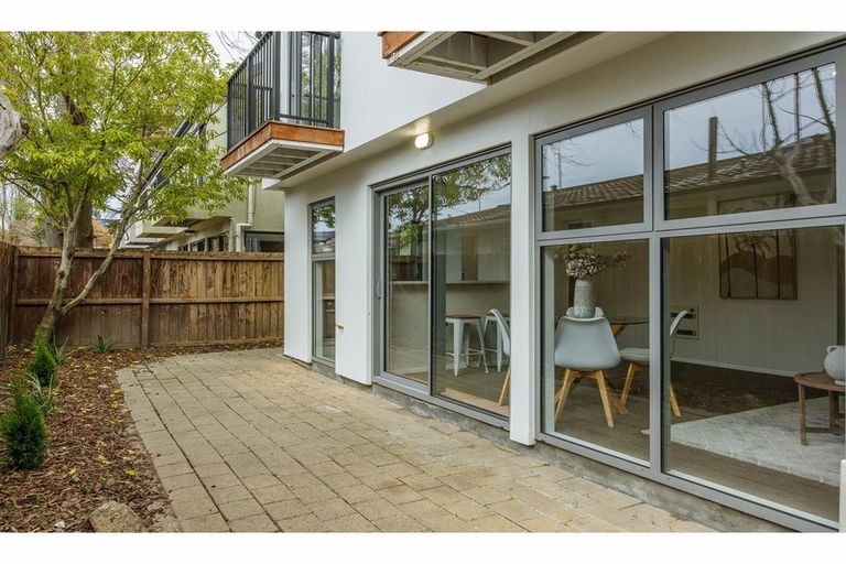 Photo of property in 4/59 Brockworth Place, Riccarton, Christchurch, 8011