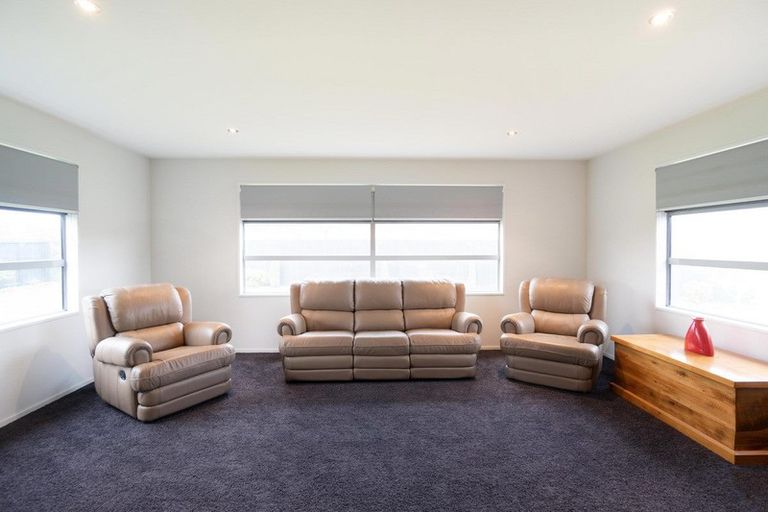 Photo of property in 44d Stonebrook Drive, Rolleston, 7614