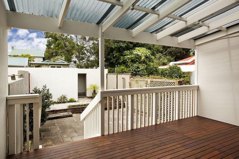 Photo of property in 16a Victoria Road, Mount Maunganui, 3116