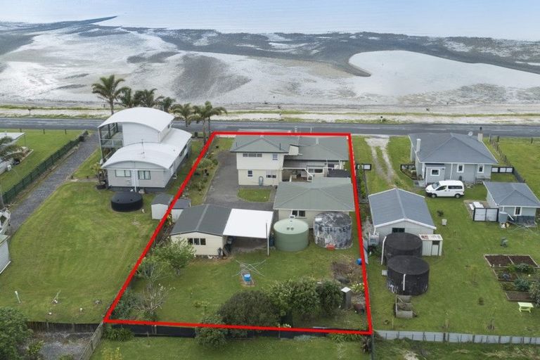 Photo of property in 887 East Coast Road, Kaiaua, Pokeno, 2473