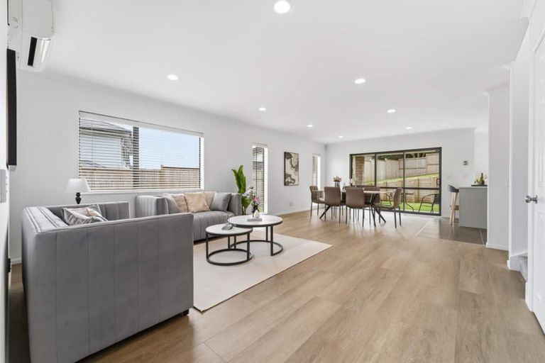 Photo of property in 4 Beros Place, Flat Bush, Auckland, 2016