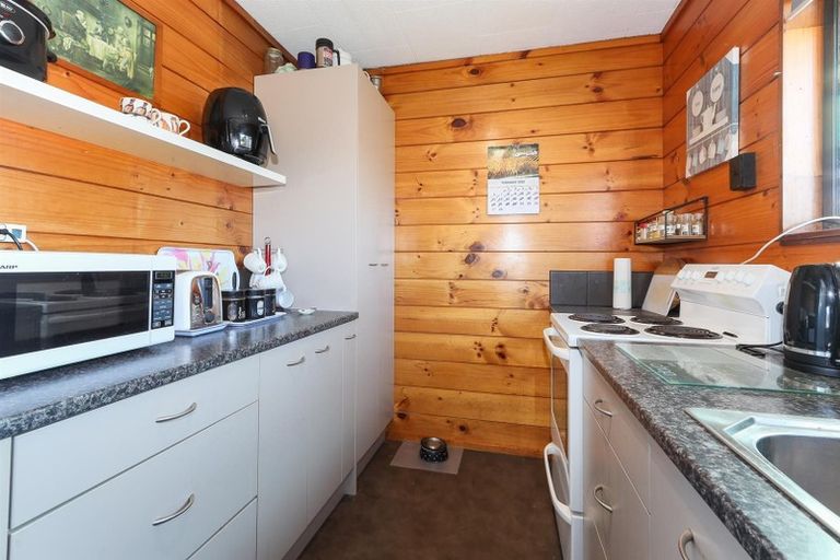 Photo of property in 3b Jet Place, Pukehangi, Rotorua, 3015