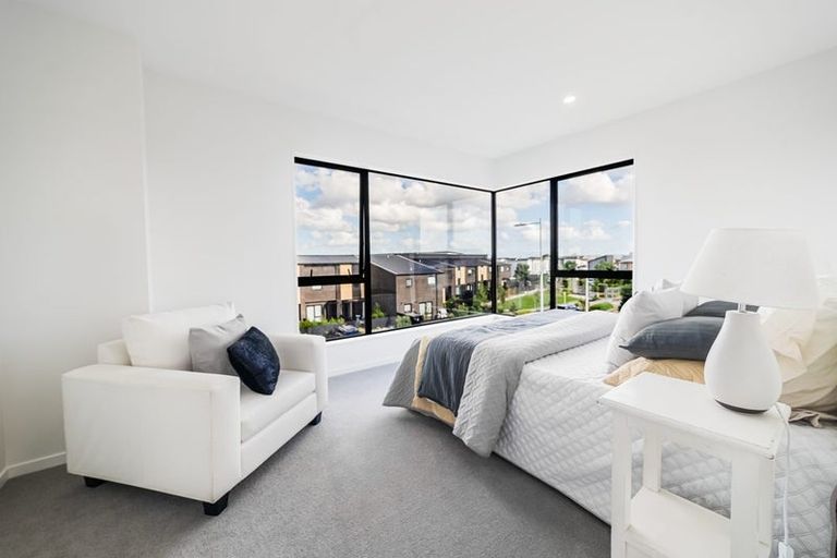 Photo of property in 64 Wallace Road, Hobsonville, Auckland, 0616