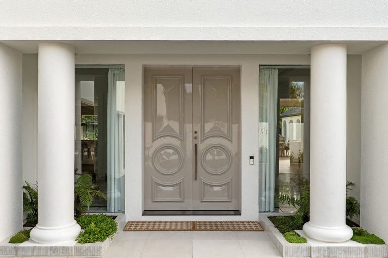 Photo of property in 93 Carlton Mill Road, Merivale, Christchurch, 8014