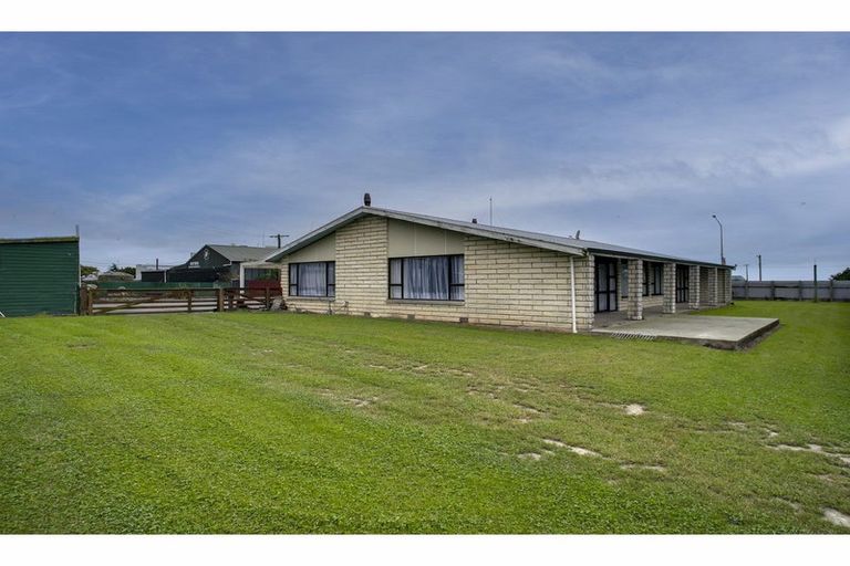 Photo of property in 48 Waimate Highway, Saint Andrews, 7988