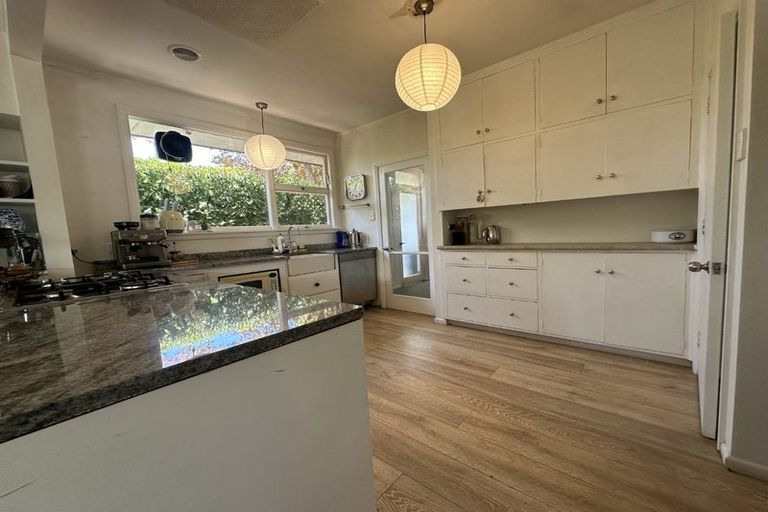 Photo of property in 17 Desmond Street, Merivale, Christchurch, 8014