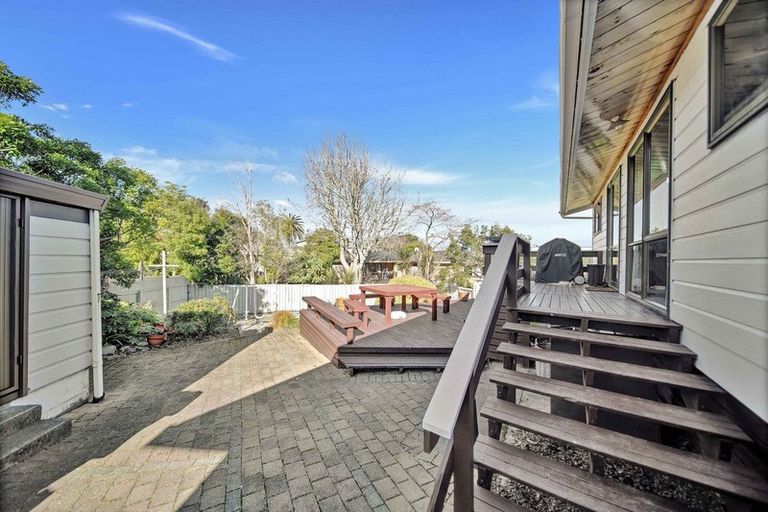 Photo of property in 12 Snowden Place, Opaheke, Papakura, 2113
