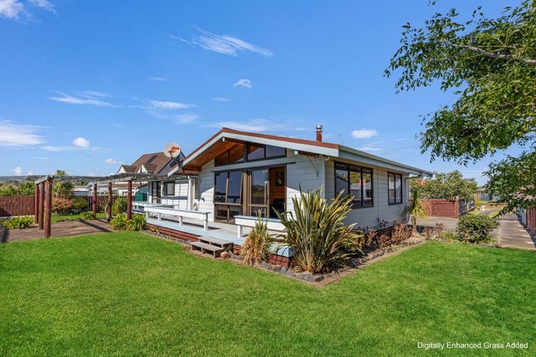 Photo of property in 10a Alpha Avenue, Coastlands, Whakatane, 3120