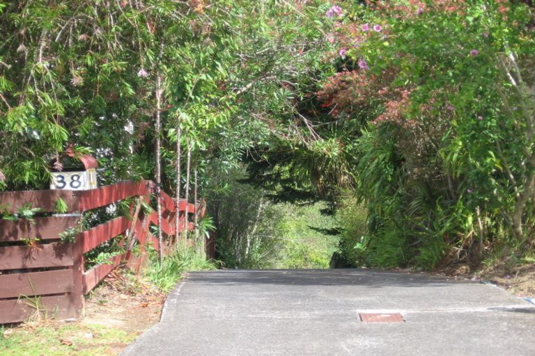 Photo of property in 38 Paragon Avenue, Beach Haven, Auckland, 0626