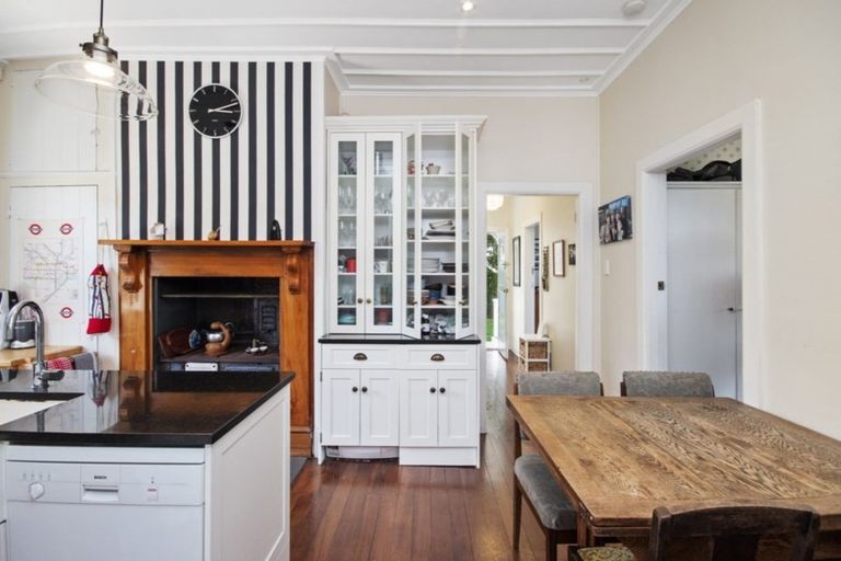 Photo of property in 98a Victoria Street, Pukekohe, 2120